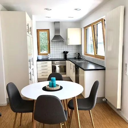 Exklusive M. Terrasse, Ruhig Gelegen Apartment *